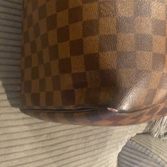 Authentic Louis Vuitton Speedy 35 Damier - Picture 8 of 9